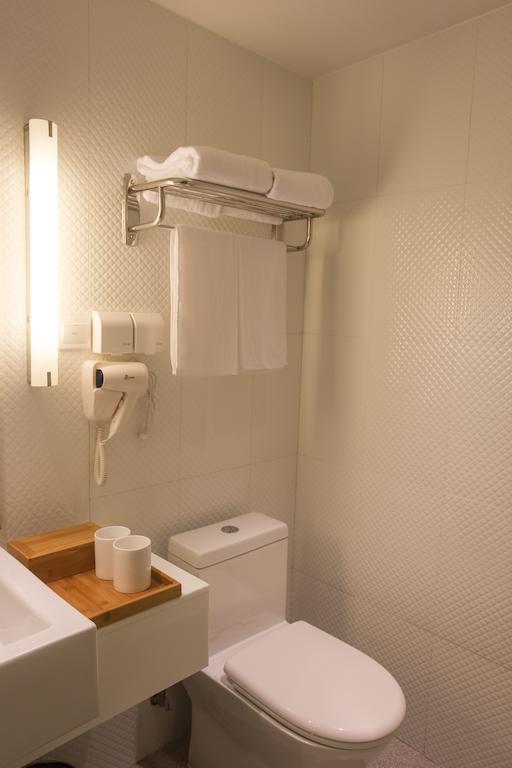 Ji Hotel Shanghai Railway Station West Tianmu Road Bilik gambar